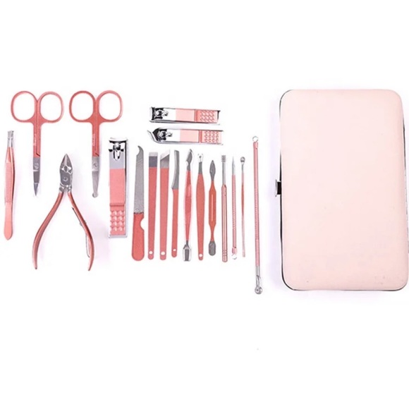 18 Piece - Rose Gold Manicure and Pedicure Nail Care Kit - Picture 3 of 8
